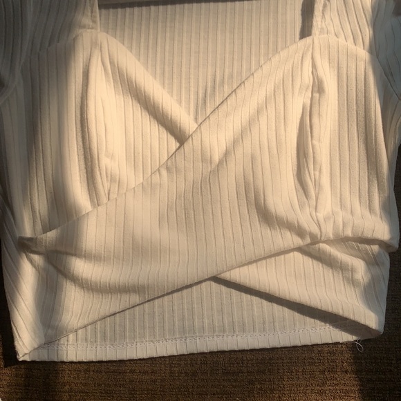 Long sleeve “daylight” cropped white top - Picture 2 of 2